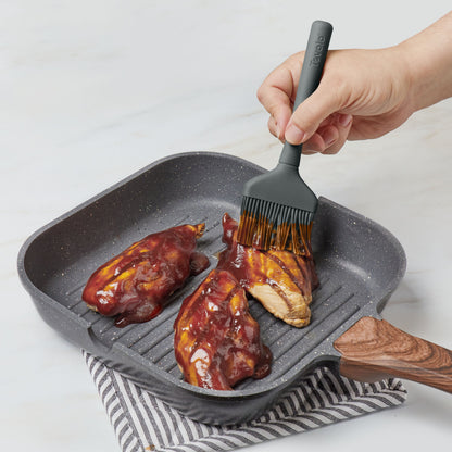Flex-Core Silicone Basting Brush