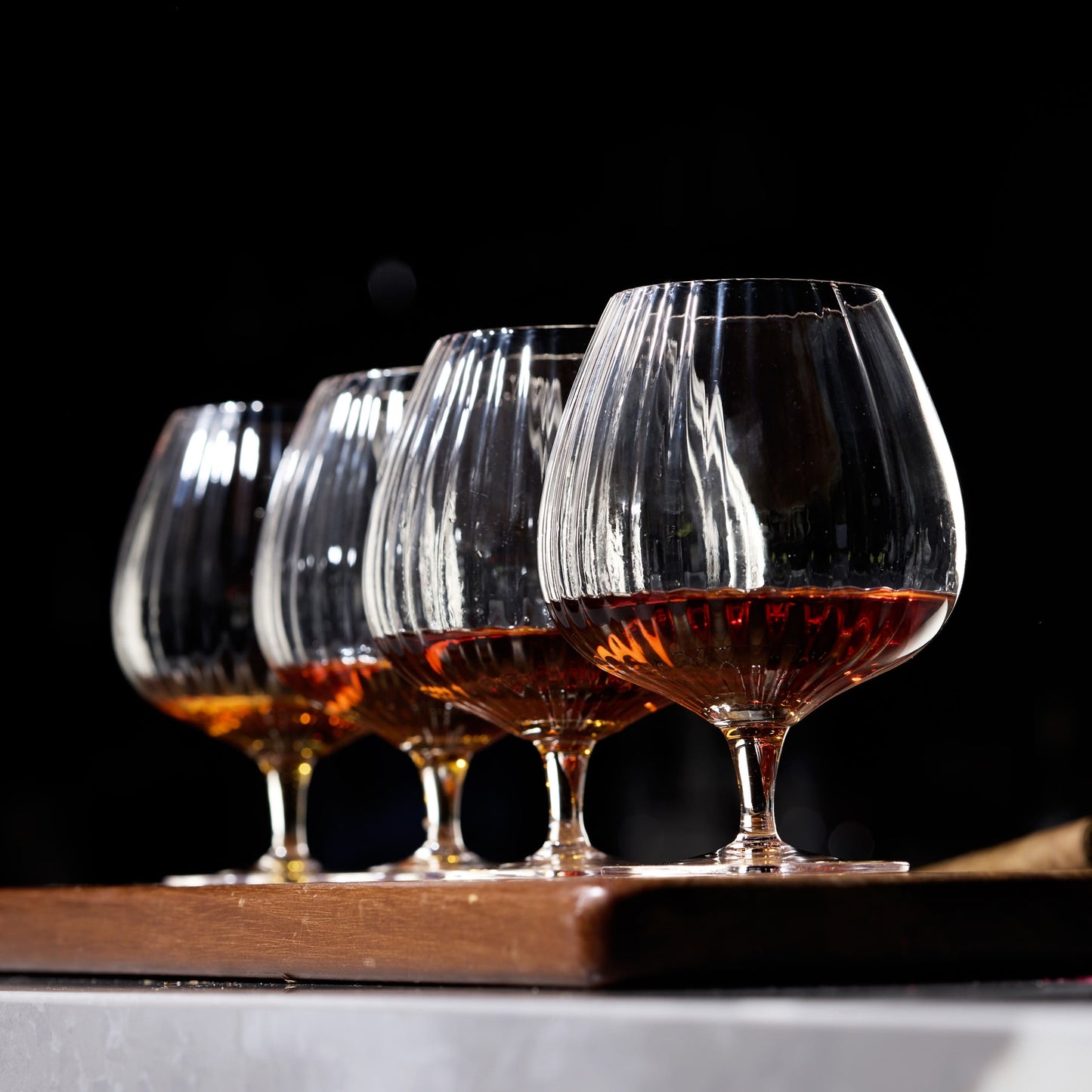 Lemonsoda - Whiskey Bourbon Brandy Crystal Glasses Snifter 20oz (Set of 2 or 4)