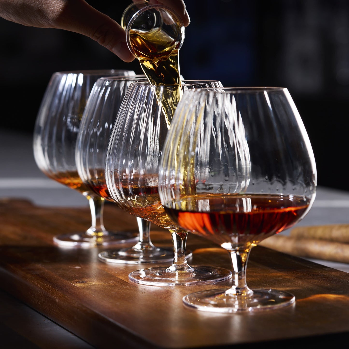 Lemonsoda - Whiskey Bourbon Brandy Crystal Glasses Snifter 20oz (Set of 2 or 4)