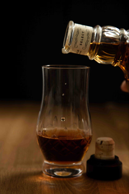 Hand Cut Whiskey Tasting Glasses, 7-ounce Taster Set of 2 Crystal Whisky Glasses