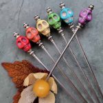 multicolor-skulls-martini-picks-1w